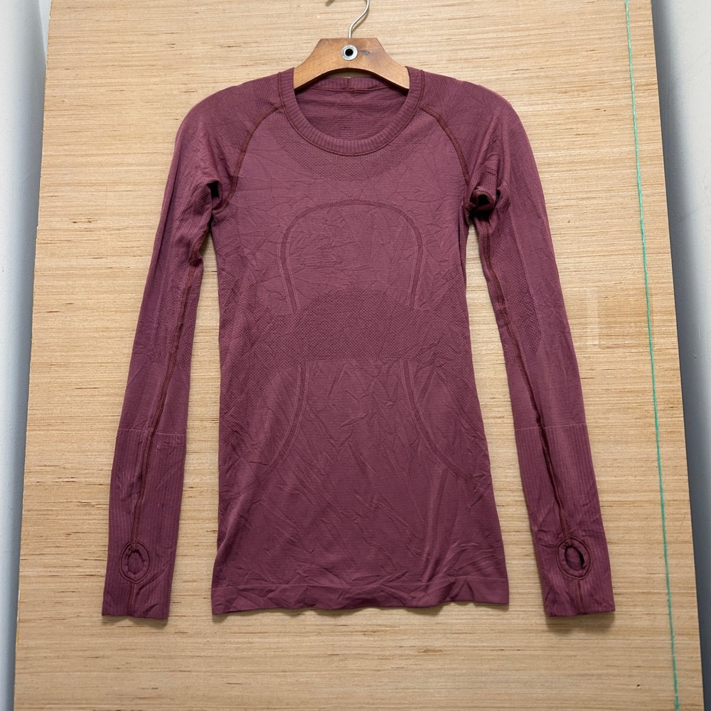 Lululemon Swiftly Tech Long Sleeve Crew Burgundy Plum Thumbholes Top